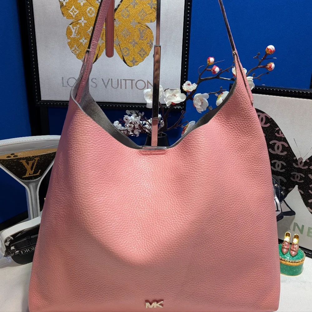 Michael Kors Junie Medium Leather Shoulder Bag - Salmon - Picture 3 of 14